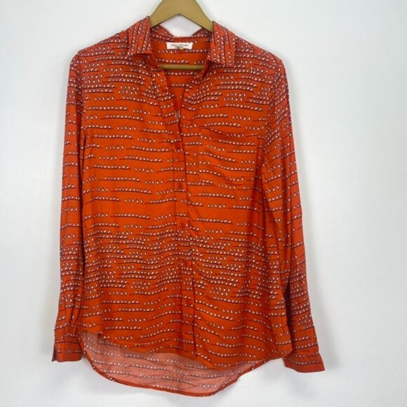 Beach Lunch Lounge Heart Button Down - Picture 1 of 15
